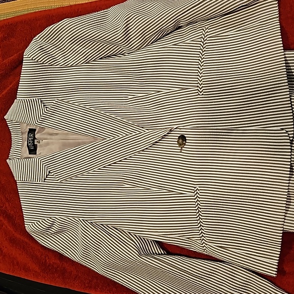 NWT- Kasper - Pants Suit Set - Picture 2 of 15